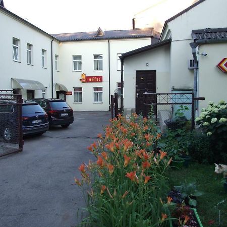 Leo Hotel Daugavpils Exterior photo