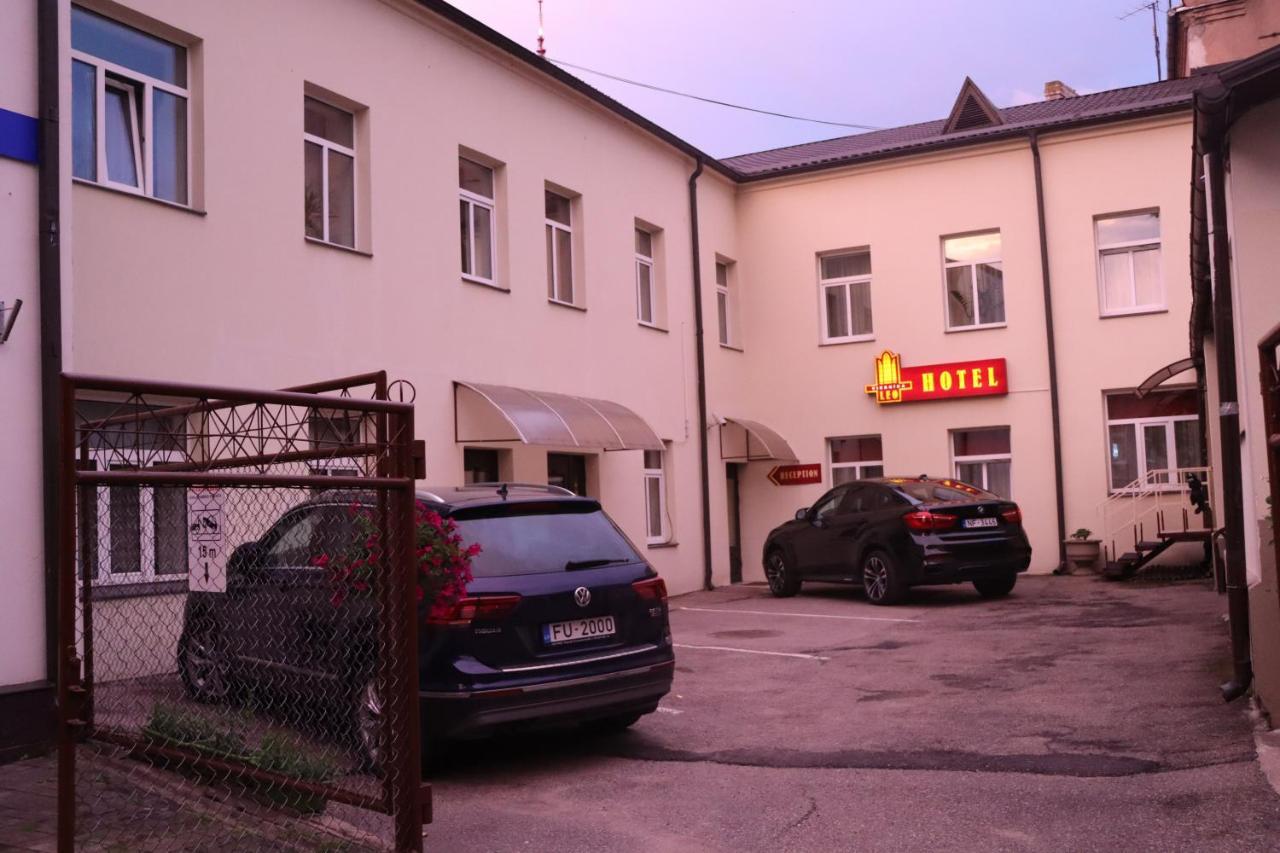 Leo Hotel Daugavpils Exterior photo