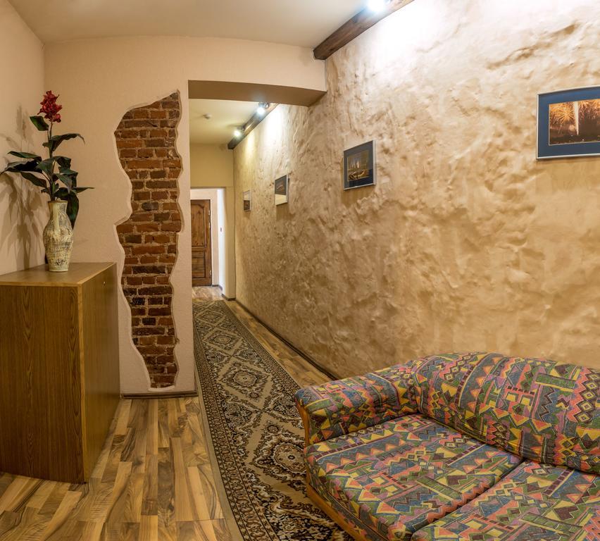 Leo Hotel Daugavpils Exterior photo