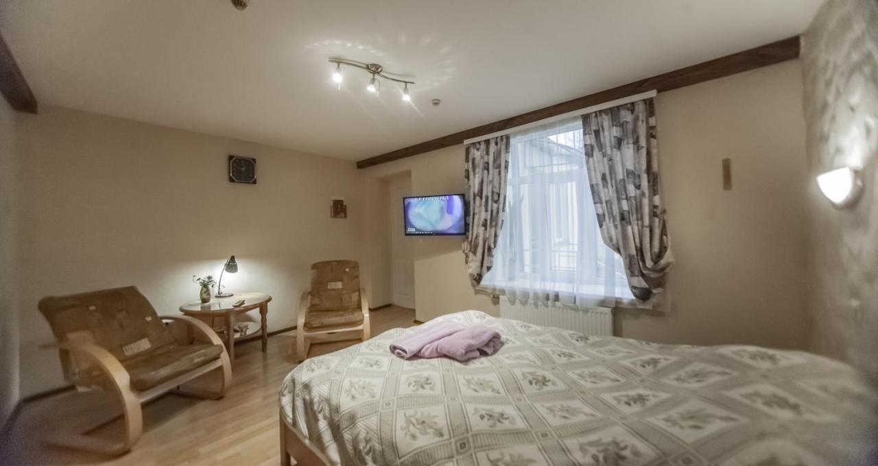 Leo Hotel Daugavpils Exterior photo