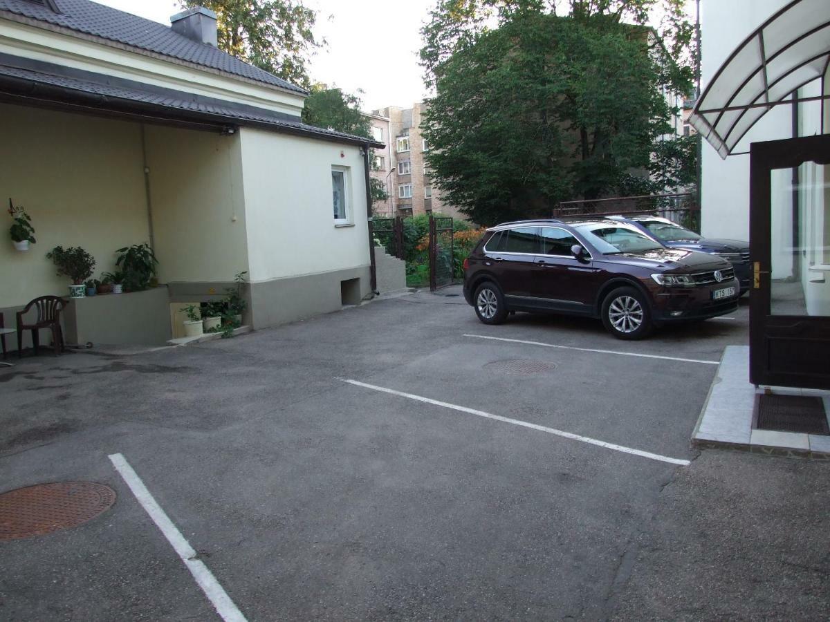 Leo Hotel Daugavpils Exterior photo