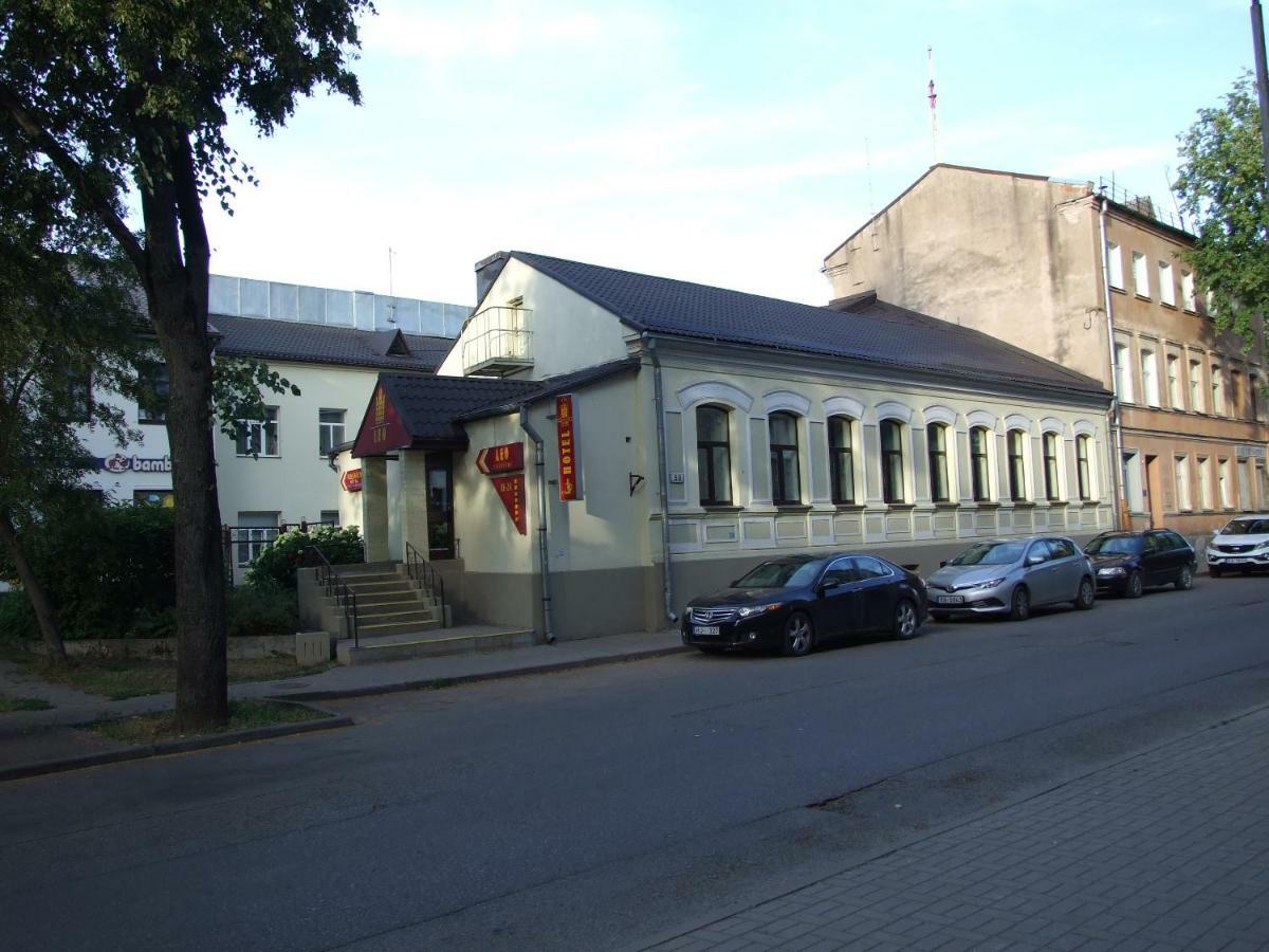 Leo Hotel Daugavpils Exterior photo